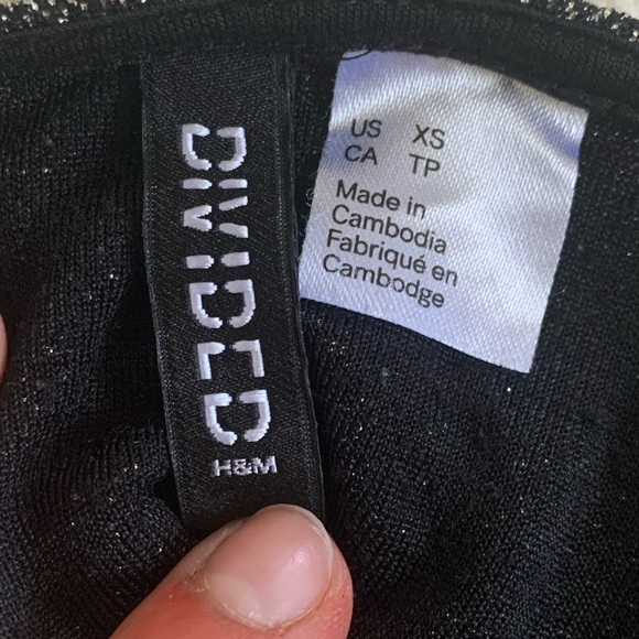 Sparkly mini dries - Picture 4 of 4